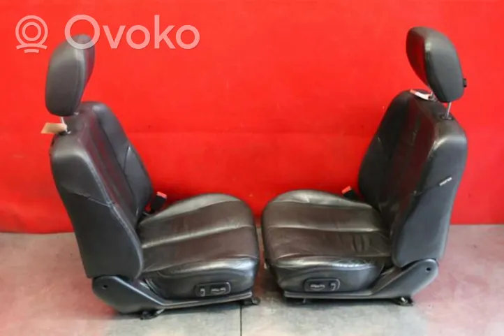 Nissan Maxima Seat set NISSAN