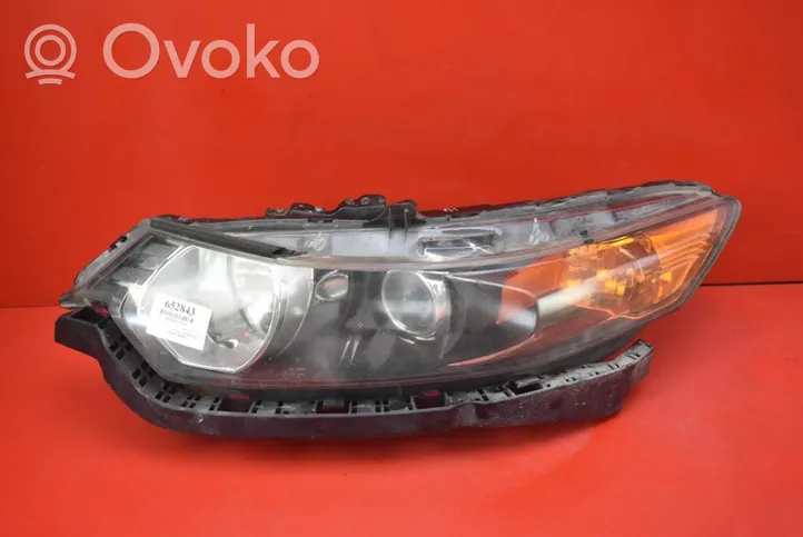 Honda Accord Lampa przednia P5731