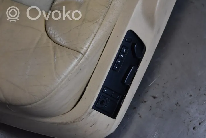 Volkswagen Phaeton Seat set 