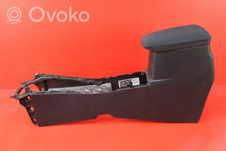 Toyota Auris E180 Center console 58910-02160