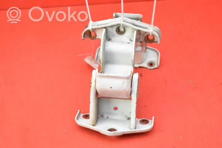 Opel Vivaro Tailgate/trunk/boot hinge 312304K