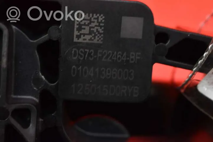 Ford Mondeo MK I Išorinė atidarymo rankena galinių durų DS73-F22464-BF