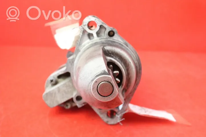 Honda CR-V Starter motor MHG023