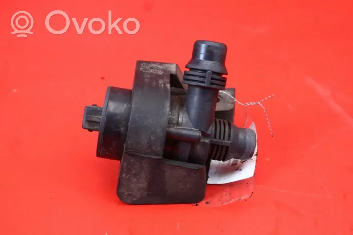 BMW X5 E53 Water pump 6907811