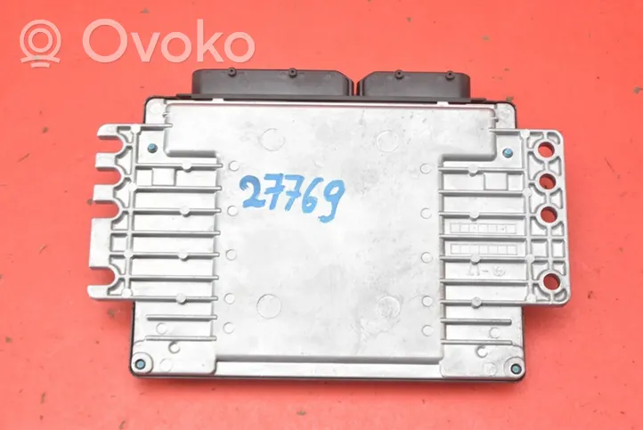 Nissan Primera Unité de commande, module ECU de moteur MEC37-010