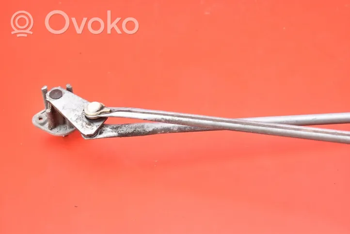 Mazda 626 Mechanizm i silniczek wycieraczek szyby przedniej / czołowej 849200