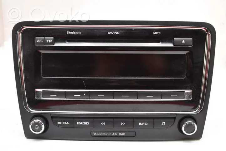 Skoda Superb B6 (3T) Радио/ проигрыватель CD/DVD / навигация 3T0035161