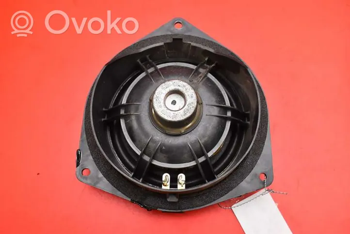 Toyota Avensis Verso Subwoofer-bassokaiutin 86160-05180