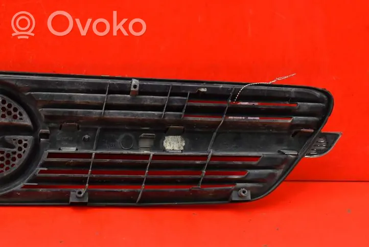 Opel Meriva A Front grill 13117843