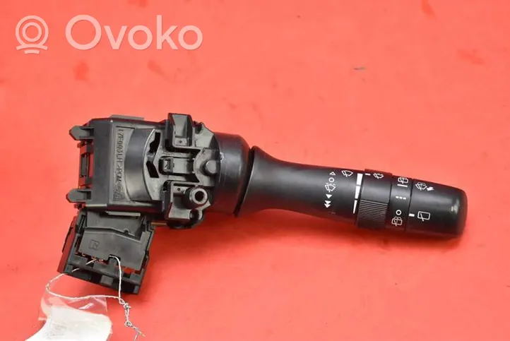 Toyota Corolla Verso E110 Interruttore fari e tergicristallo 17F003LH