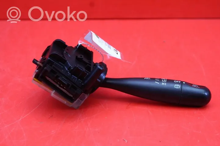 Toyota Yaris Verso Bouton interrupteur de commande d'essuie-glace de phare 173647