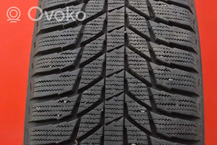 Chrysler Pacifica R17 winter tire TRIANGLE