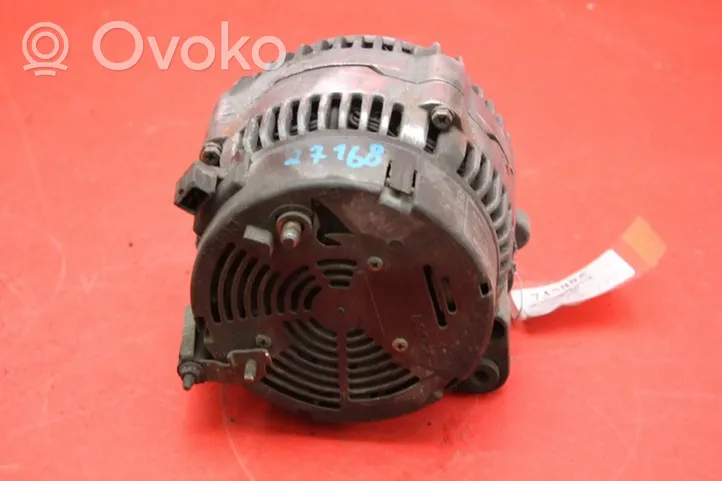 Volkswagen Golf III Generatore/alternatore 028903025S