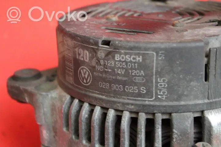 Volkswagen Golf III Ģenerators 028903025S