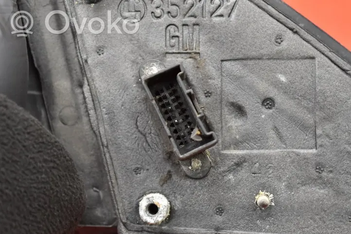 Opel Vectra C Elektryczne lusterko boczne drzwi przednich 010705