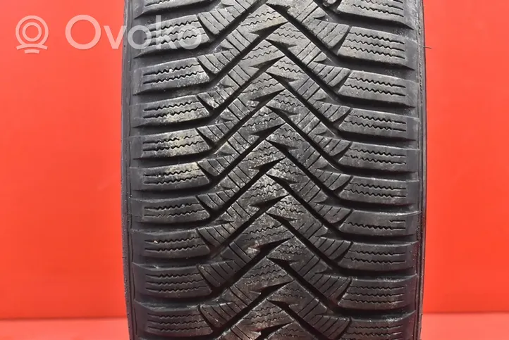 Toyota Avensis Verso R17 winter tire LAUFENN