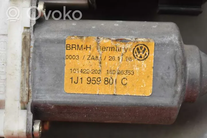 Volkswagen Bora Etuoven ikkunan nostin moottorilla 1J4837755F