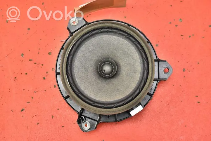 Toyota Auris 150 Subwoofer-bassokaiutin 86160-0D190