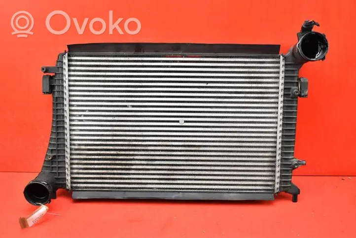 Volkswagen PASSAT B5.5 Intercooler radiator 3C0145803E