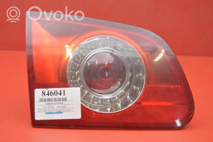 Volkswagen PASSAT B6 Aizmugurējais lukturis virsbūvē 27449002