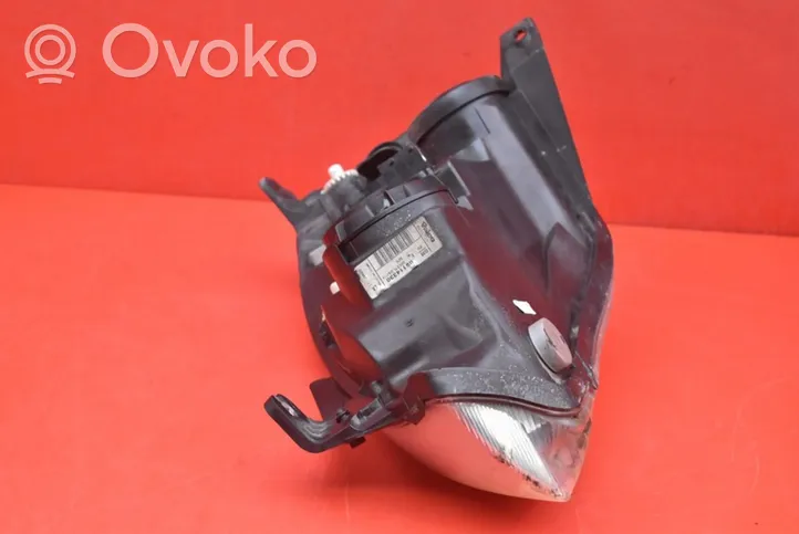 Opel Corsa C Lampa przednia 09114330