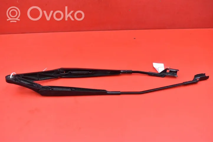 Seat Ibiza IV (6J,6P) Front wiper blade arm 6J1955409