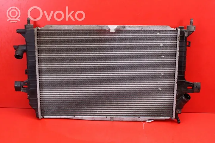 Opel Zafira B Radiateur de refroidissement 630705