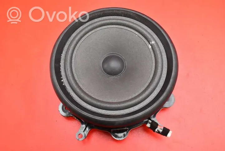 Audi A4 S4 B6 8E 8H Enceinte subwoofer 8E9035223