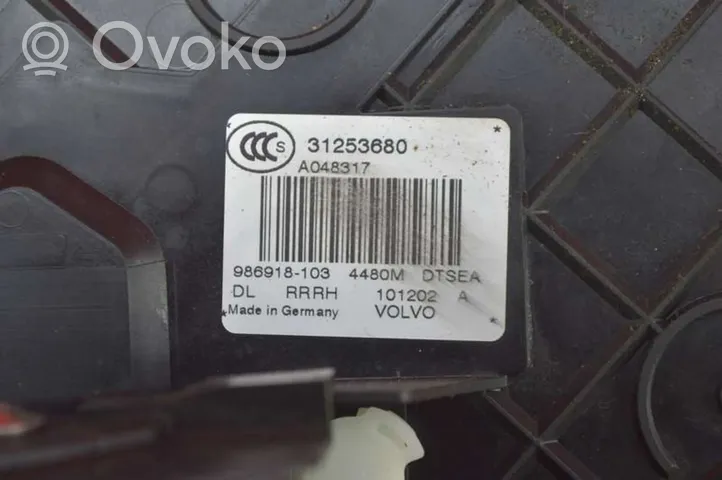 Volvo XC70 Serrure de porte arrière 31253680