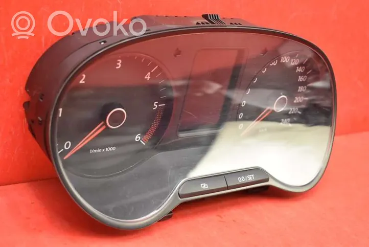 Volkswagen Cross Polo Speedometer (instrument cluster) 6R0920861A