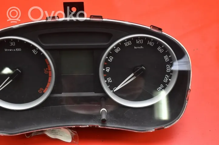 Skoda Fabia Mk2 (5J) Compteur de vitesse tableau de bord 5J0920811C