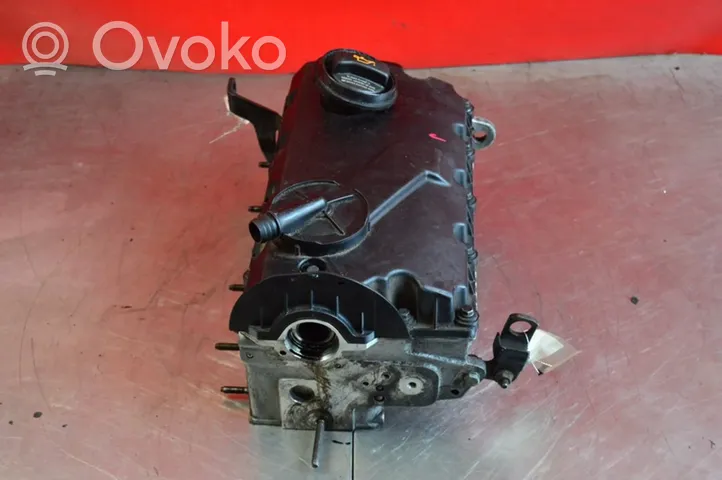 Volkswagen PASSAT B5.5 Engine head 038103373R