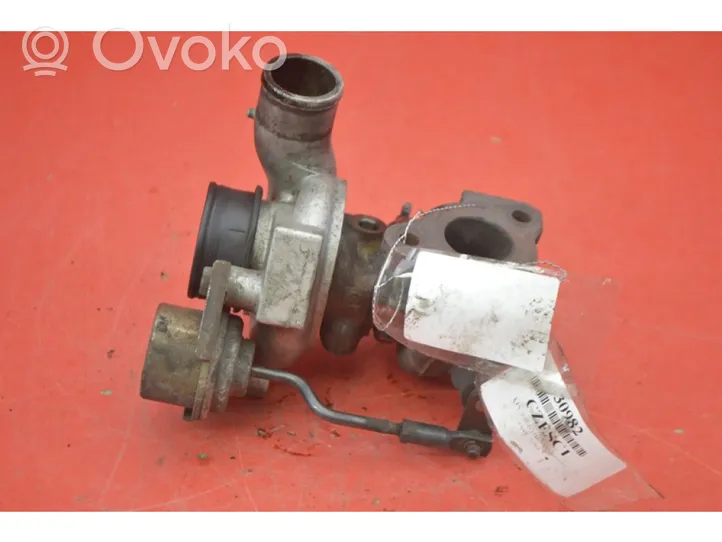 Opel Astra H Cześć układu próżniowego turbosprężarki 8971852413