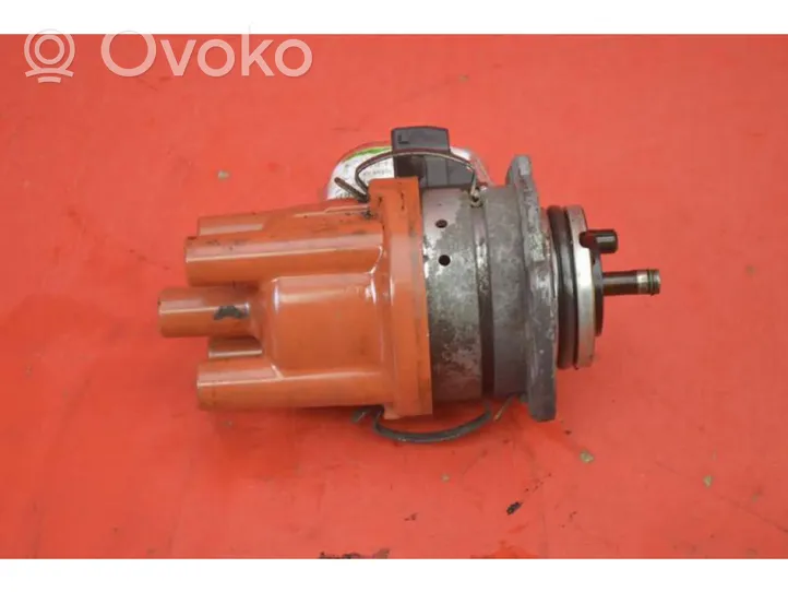 Skoda Octavia Mk1 (1U) Spark distributor 1235522443