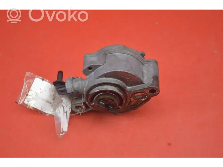 Ford Focus C-MAX Vacuum pump D156-2A