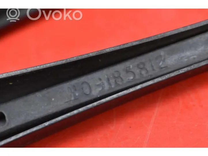 Opel Signum Front wiper blade arm 09185813