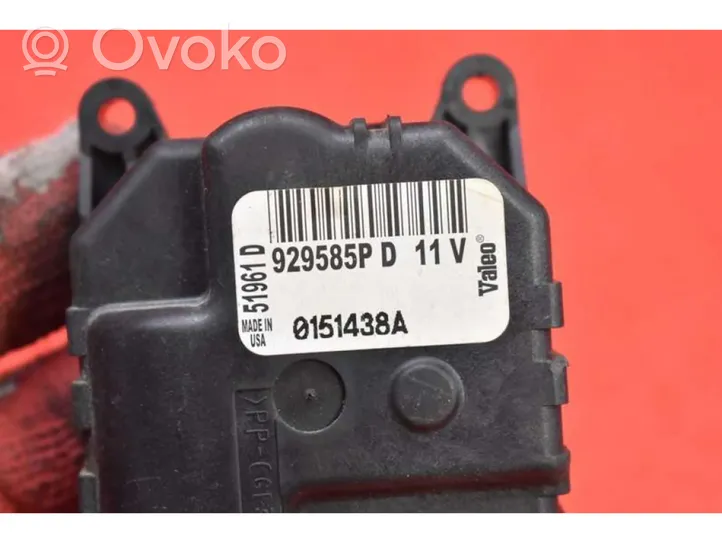 Jeep Grand Cherokee (WK) Motor/activador trampilla de calefacción 929585P