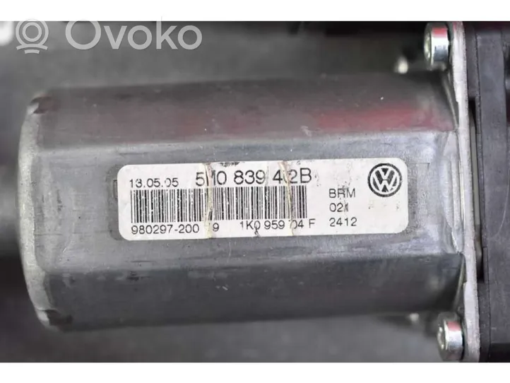 Volkswagen Golf IV Regulador de puerta trasera con motor 1K4839462A