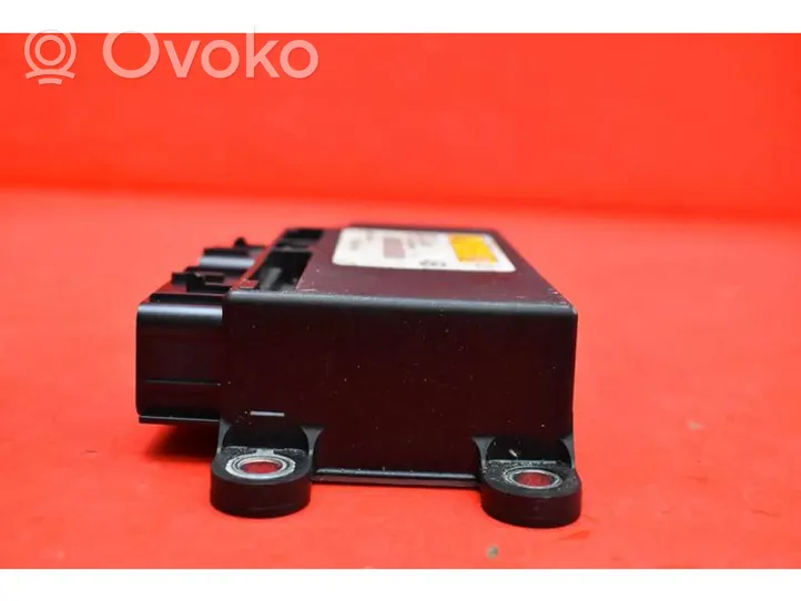 Chevrolet Orlando Unité de commande, module ECU de moteur 13585613