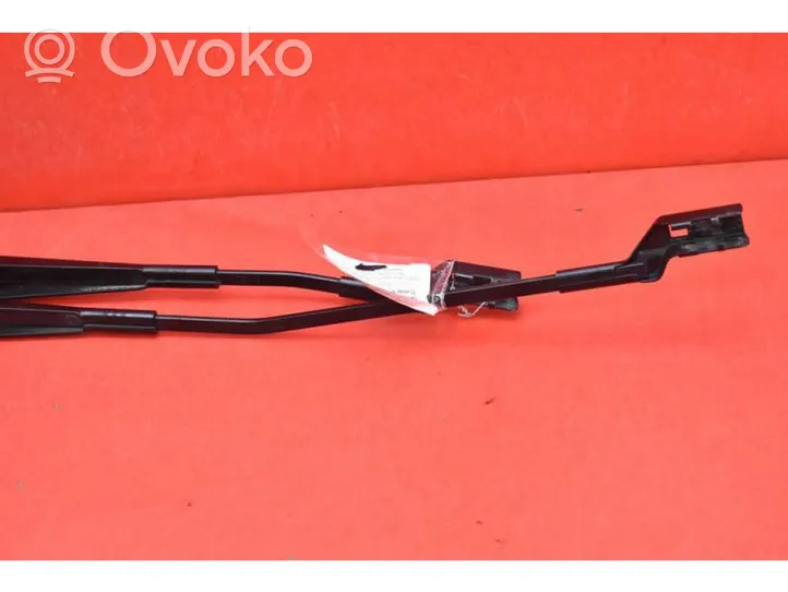 Skoda Fabia Mk3 (NJ) Front wiper blade arm 6V1955410A