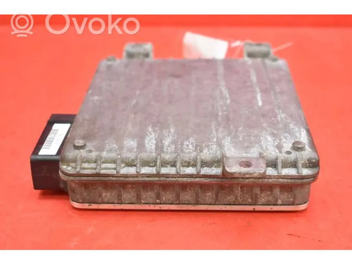 Land Rover Freelander Komputer / Sterownik ECU silnika MKC104393