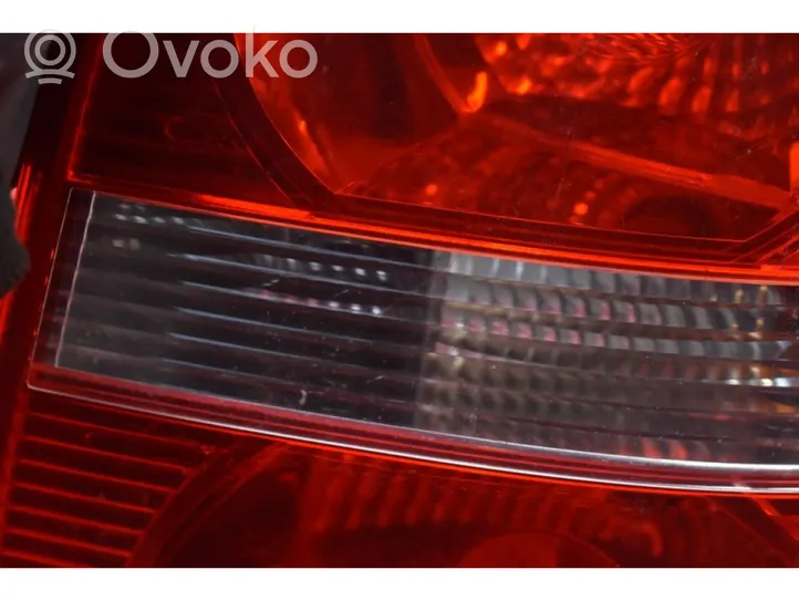 Volkswagen Touran I Rear/tail lights 1T0945096F