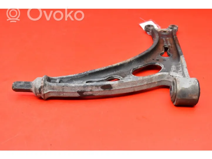 Volkswagen Golf IV Braccio di controllo sospensione anteriore 1K0407153G