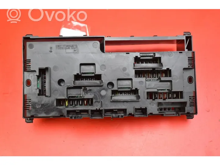 BMW 5 F10 F11 Drošinātāju kaste (komplekts) 9234421