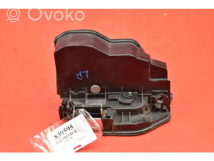 BMW 5 F10 F11 Etuoven lukko 7229461