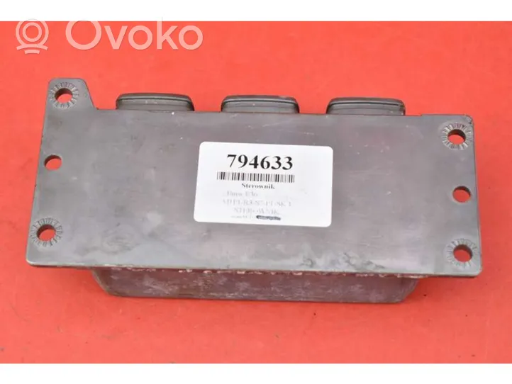 BMW 3 E30 Komputer / Sterownik ECU silnika 8353598