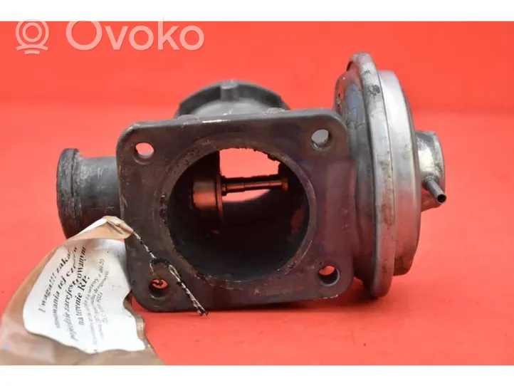 BMW 3 E46 EGR valve 7785789