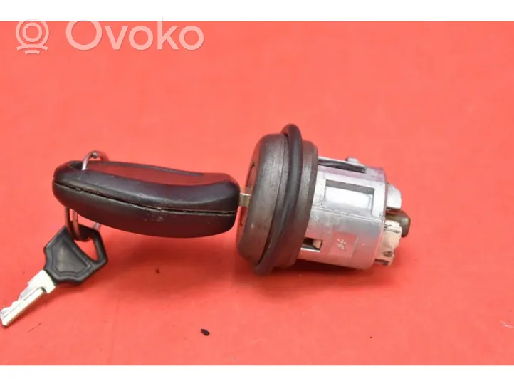 BMW 5 E39 Ignition lock 1095820