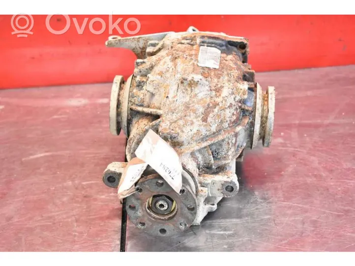 BMW X3 E83 Mechanizm różnicowy tylny / Dyferencjał 7526158