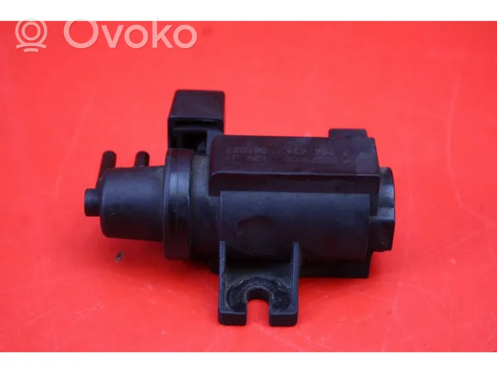 BMW X3 E83 Vacuum valve 7796634